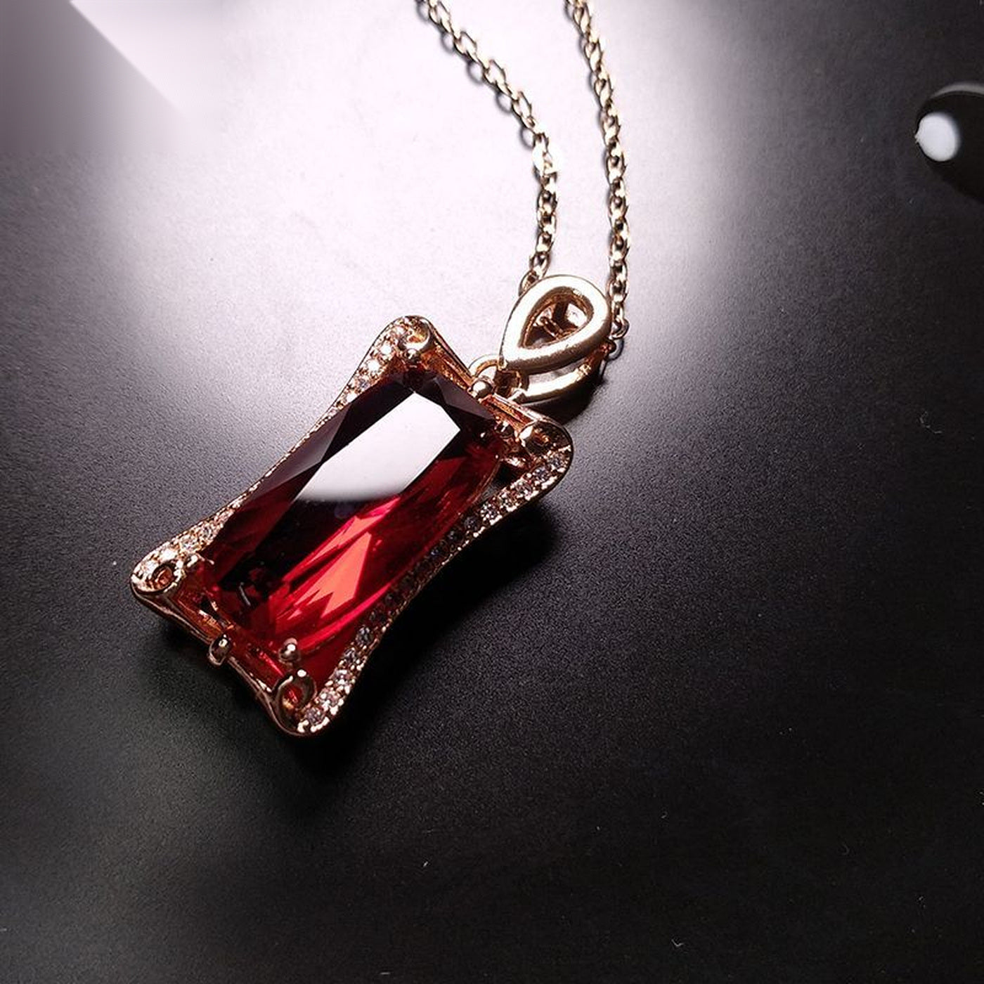 Queen Ruby Jewelry Set