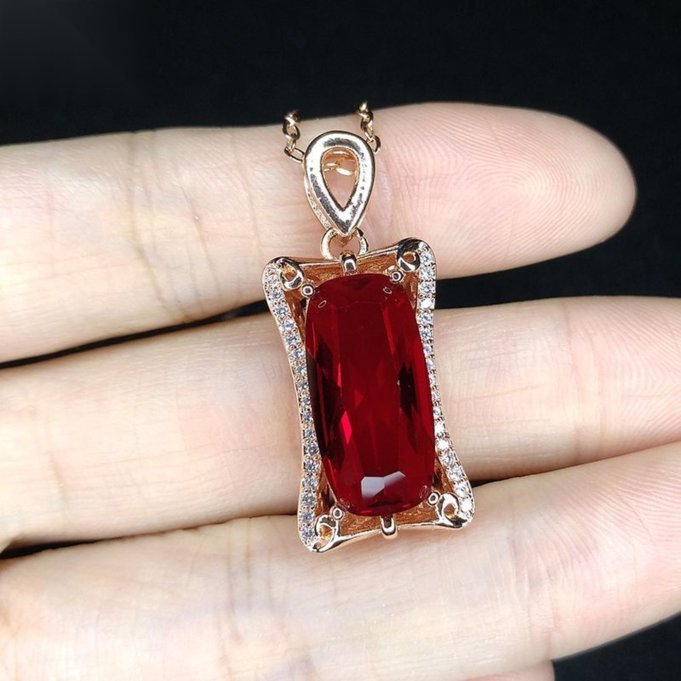 Queen Ruby Jewelry Set