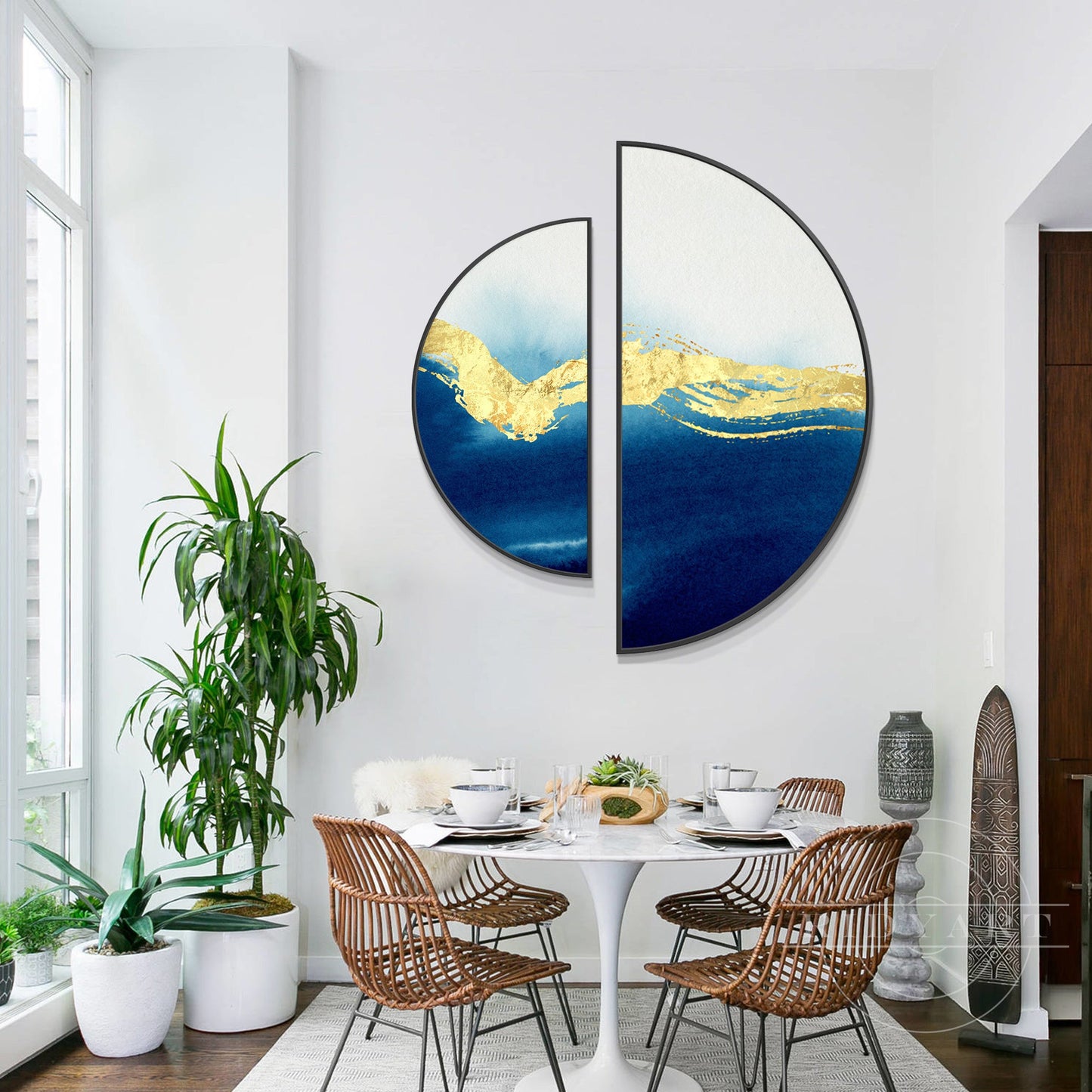 Navy and Gold Round Painting