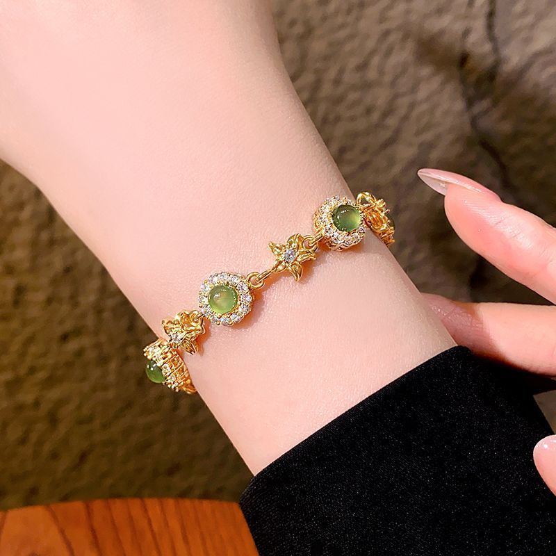 Green Zircon Flower Bracelet